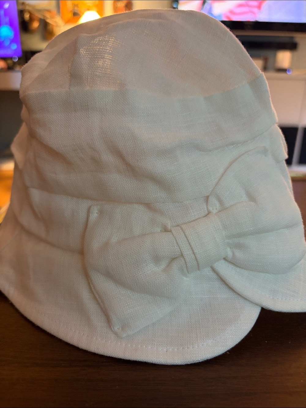 Women’s Made in Italy 100% Linen bucket hat with bow. Cream coloured.